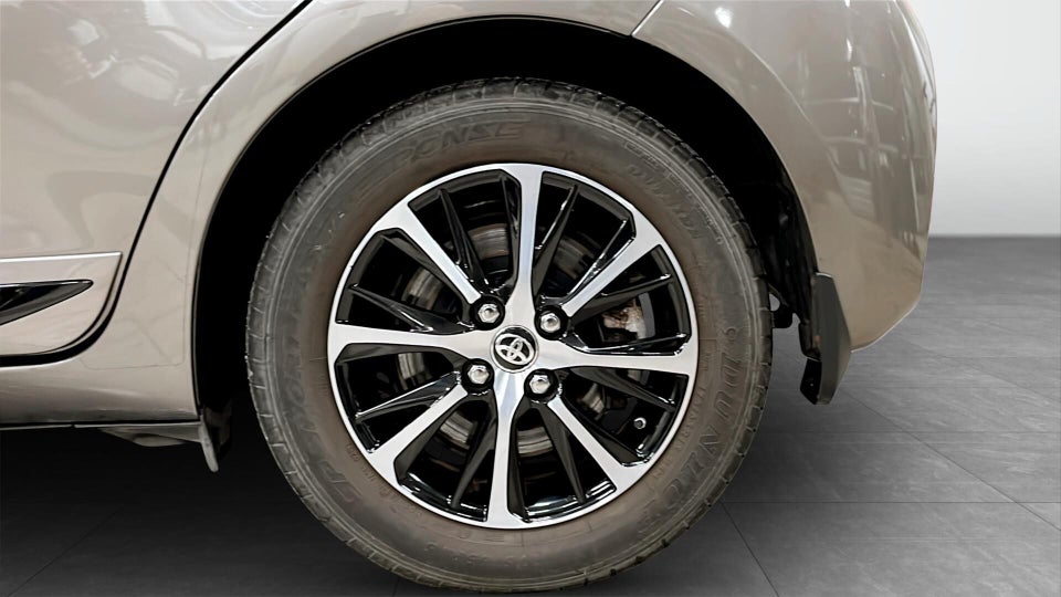 Toyota Yaris 1,5 Hybrid H3 Smart e-CVT 5d