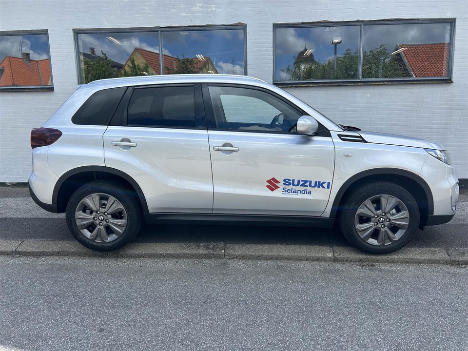 Suzuki Vitara 1,4 mHybrid Active 5d
