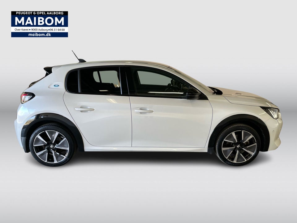 Peugeot e-208 50 GT 5d