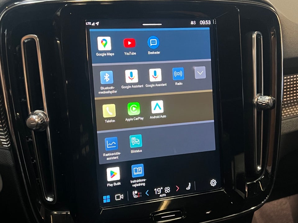 Volvo XC40 P8 ReCharge Twin Pro 5d