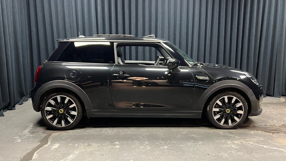 MINI Cooper SE Yours Trim 3d