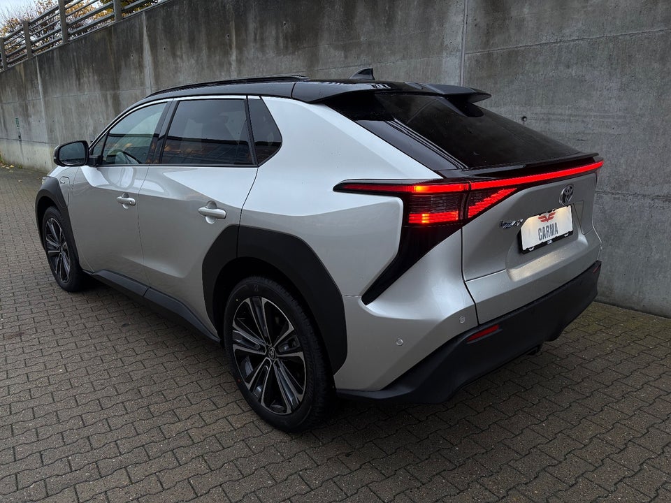 Toyota bZ4X Executive Premium 5d