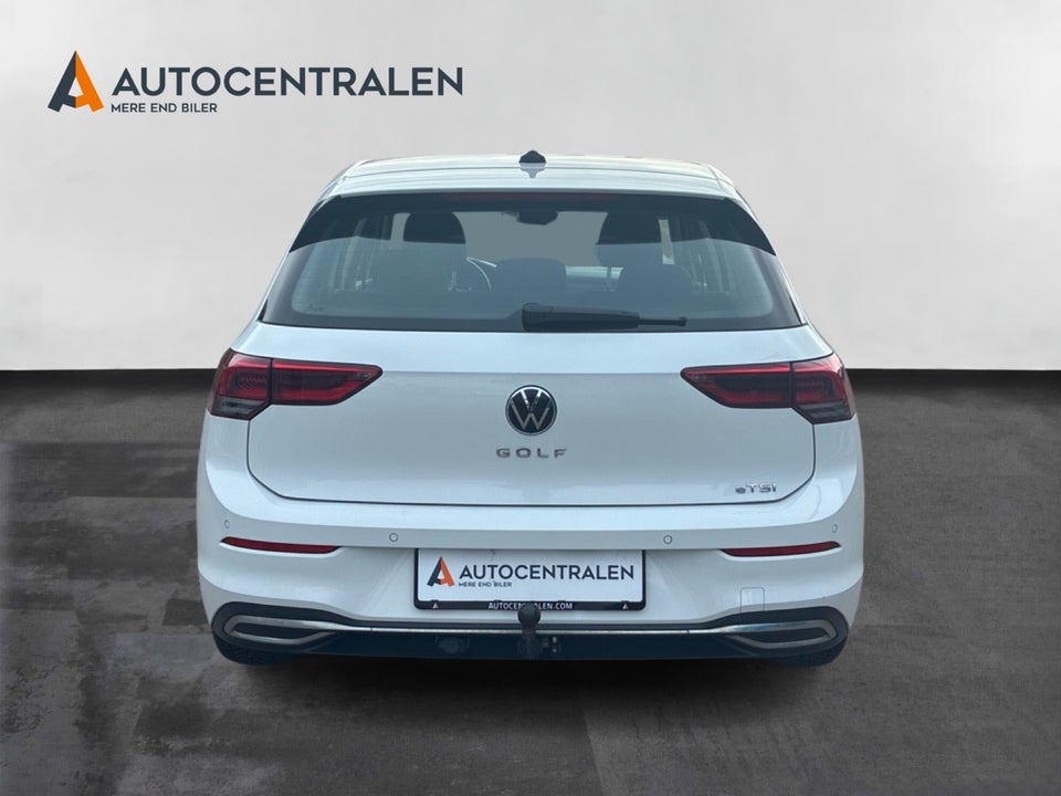 VW Golf VIII 1,5 eTSi 150 Life DSG 5d