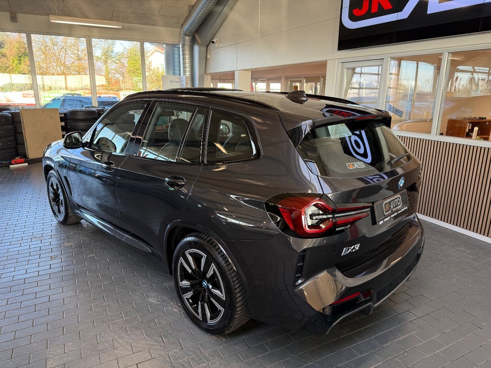 BMW iX3 Charged M-Sport 5d