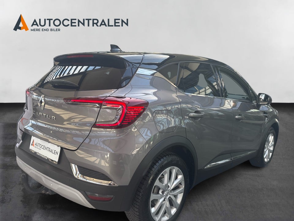 Renault Captur 1,3 TCe 140 Intens EDC 5d