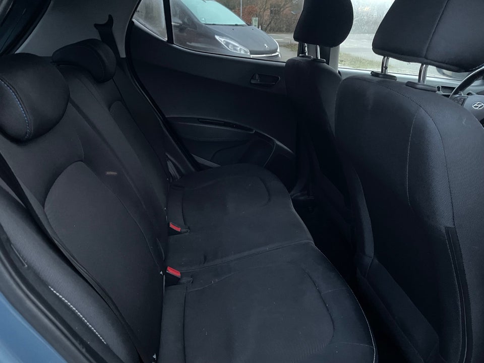 Hyundai i10 1,0 EM-Edition Eco 5d