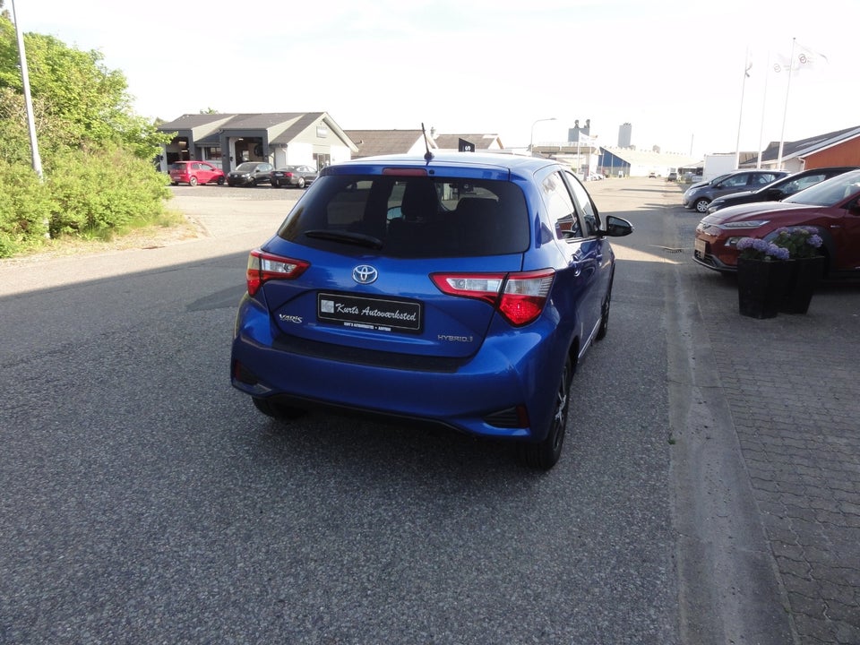 Toyota Yaris 1,5 Hybrid H2 Premium e-CVT 5d