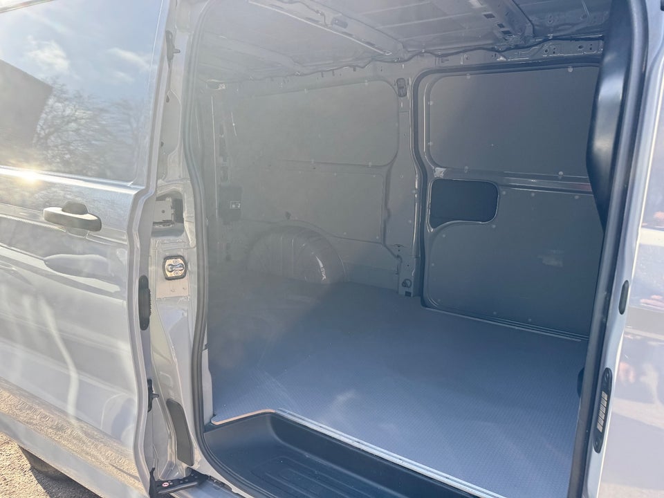 VW Transporter 2,0 TDi 150 Comfort Kassevogn aut. LWB