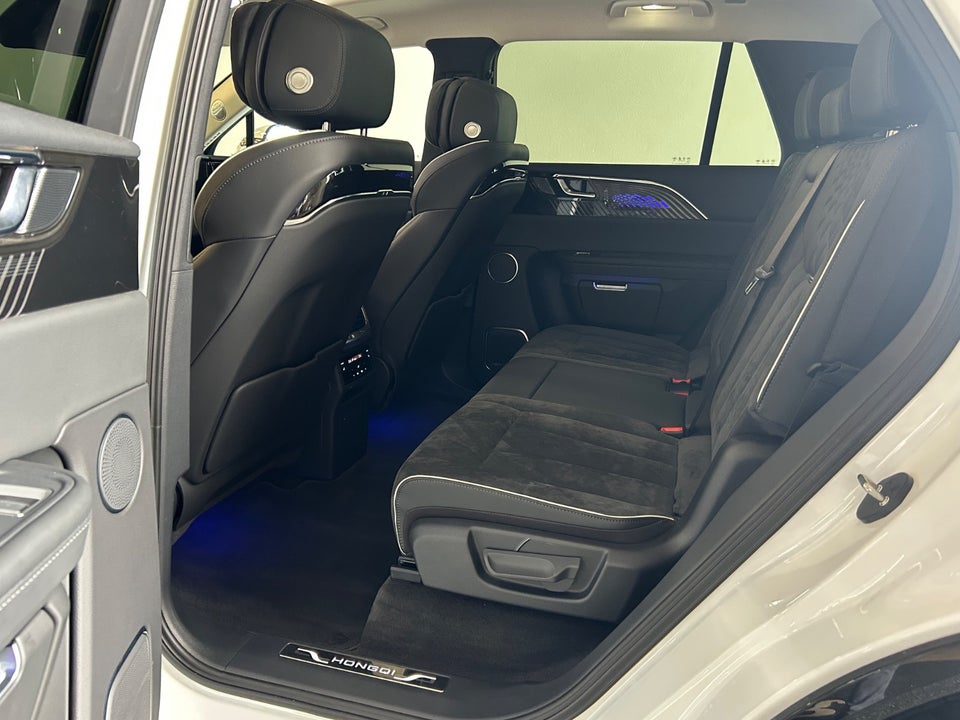 Hongqi E-HS9 99 Premium 5d