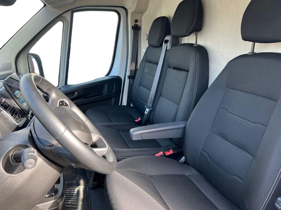 Citroën Jumper 35 2,2 BlueHDi 140 L2H2 MasterLine EAT8