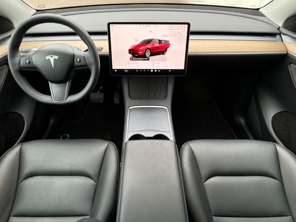 Tesla Model Y RWD 5d