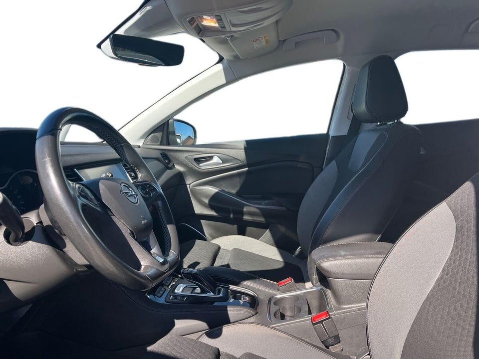 Opel Grandland X 1,6 Hybrid4 Ultimate aut. 5d