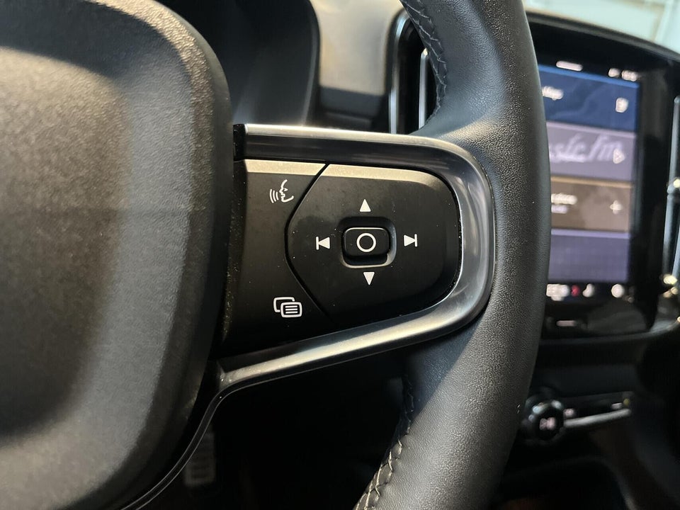 Volvo XC40 P6 ReCharge Pro 5d