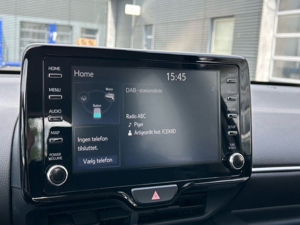 Toyota Yaris 1,5 Hybrid Active Tech e-CVT 5d