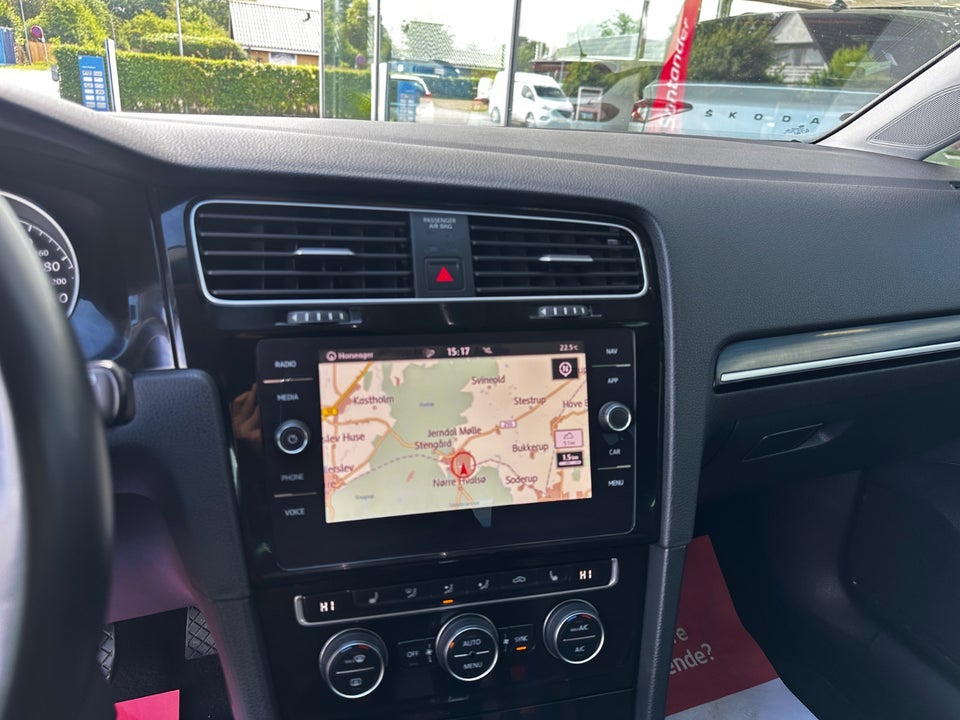 VW Golf VII 1,5 TSi 150 Highline Variant DSG 5d