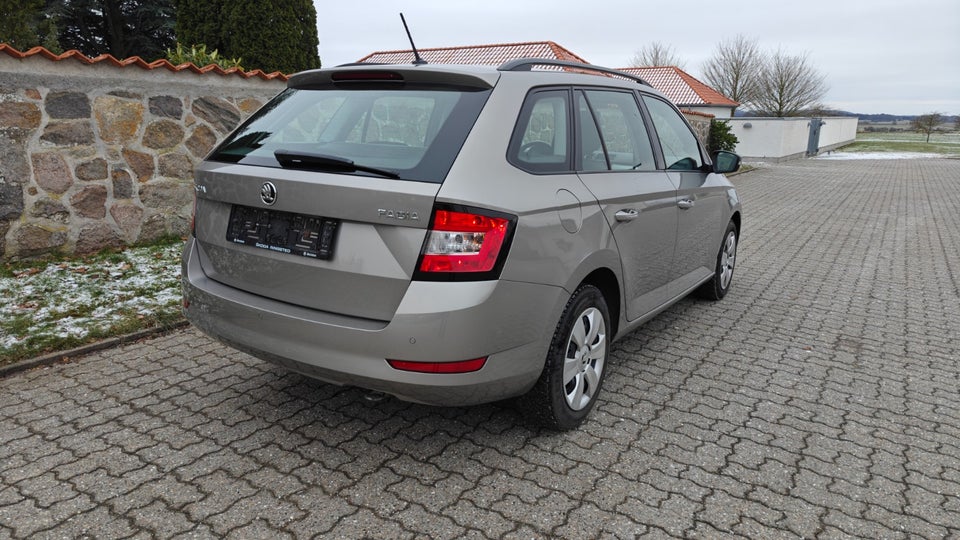 Skoda Fabia 1,0 MPi 75 Ambition Combi 5d