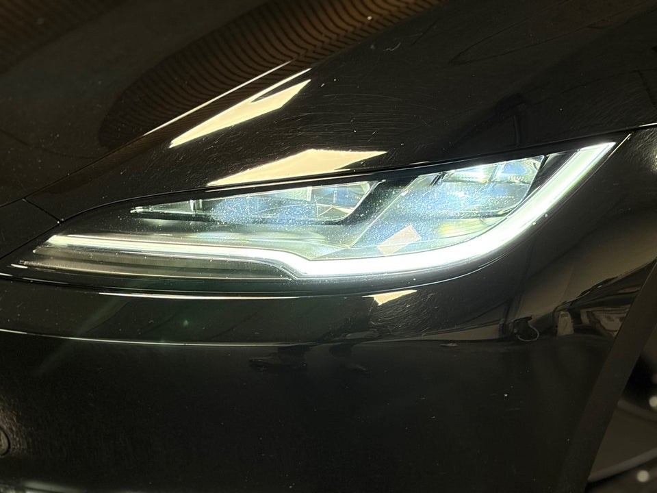 Tesla Model 3 Long Range AWD 4d