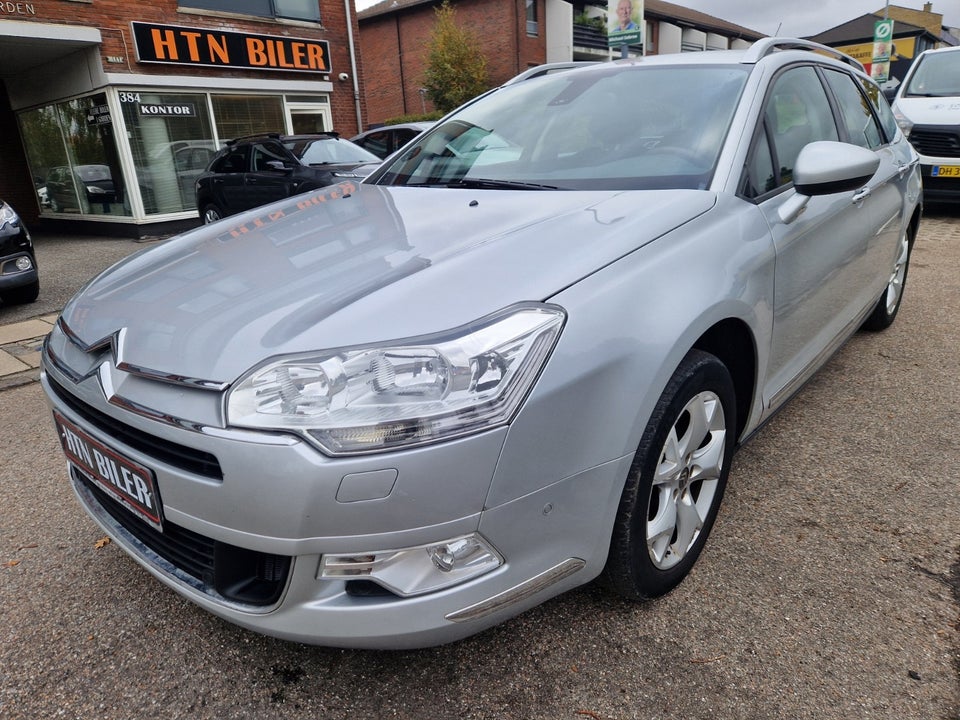 Citroën C5 2,0 HDi 140 Comfort Tourer 5d