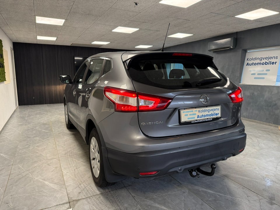 Nissan Qashqai 1,2 Dig-T 115 Acenta 5d