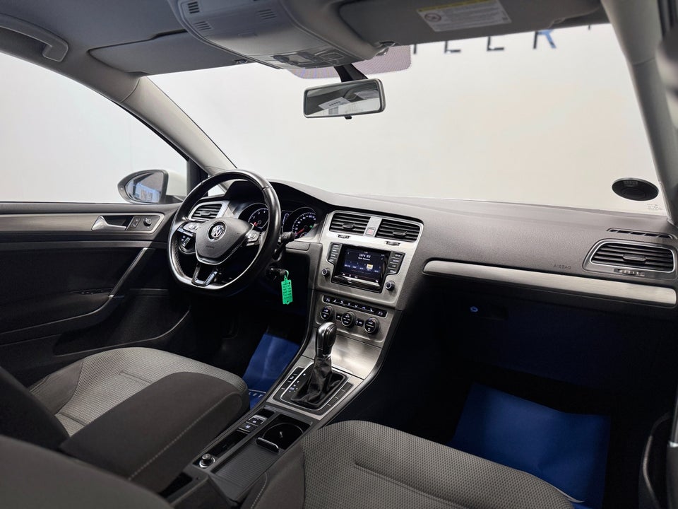 VW Golf VII 1,4 TSi 122 Life DSG BMT 5d