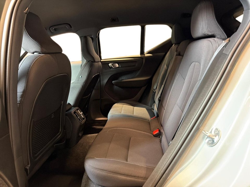 Volvo XC40 ReCharge Extended Range Core 5d