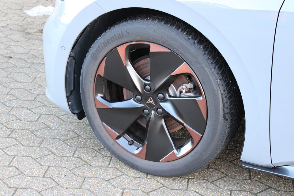 Cupra Born 58 Dinamica Pack High 5d