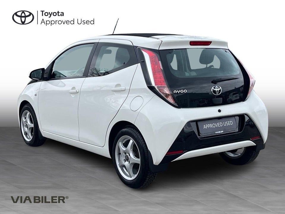 Toyota Aygo 1,0 VVT-i x-sky 5d