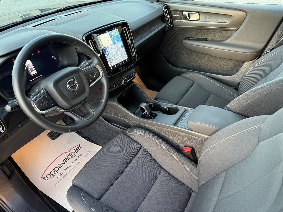 Volvo EX40 Extended Range Black Edition 5d
