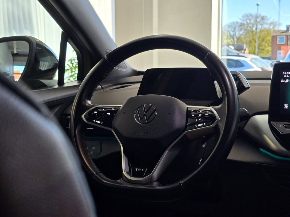 VW ID.4 77 1ST Pro 5d