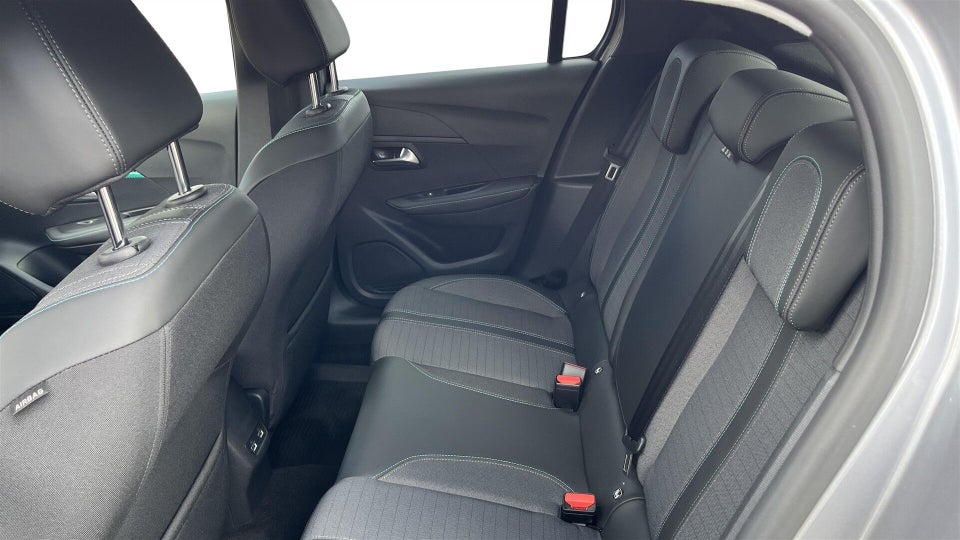 Peugeot e-208 50 Allure 5d