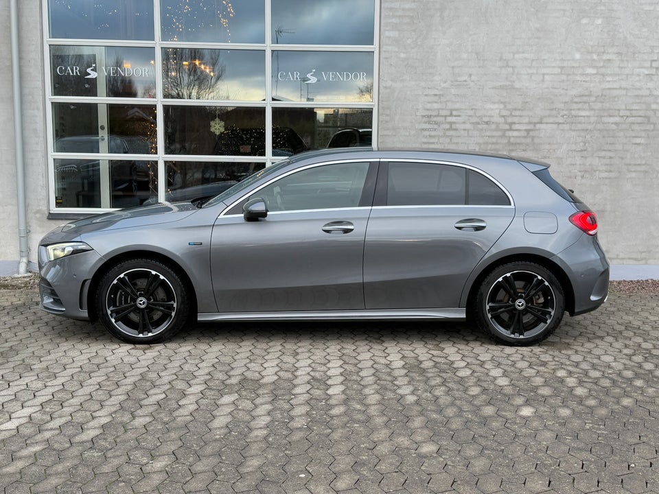 Mercedes A250 e 1,3 AMG Line aut. 5d