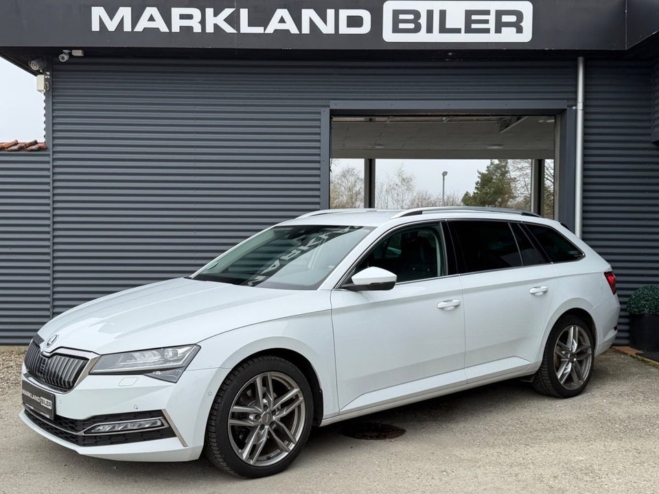 Skoda Superb 1,4 TSi iV Combi DSG 5d