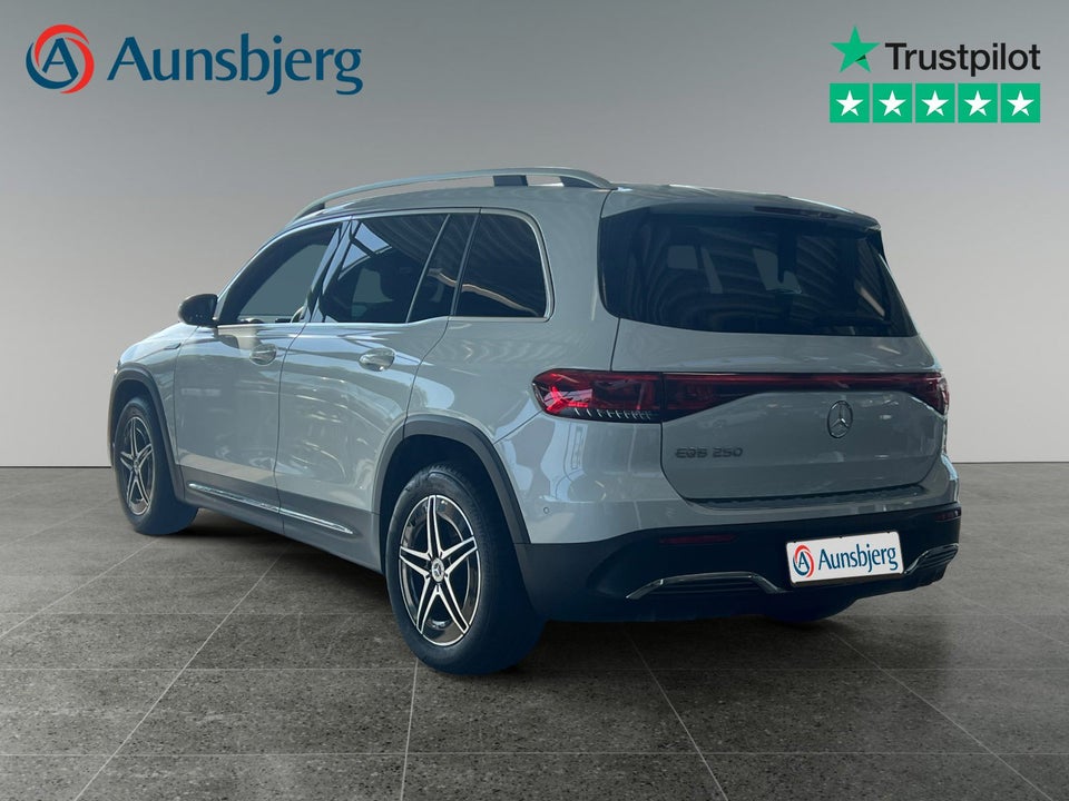 Mercedes EQB250 AMG Line 5d