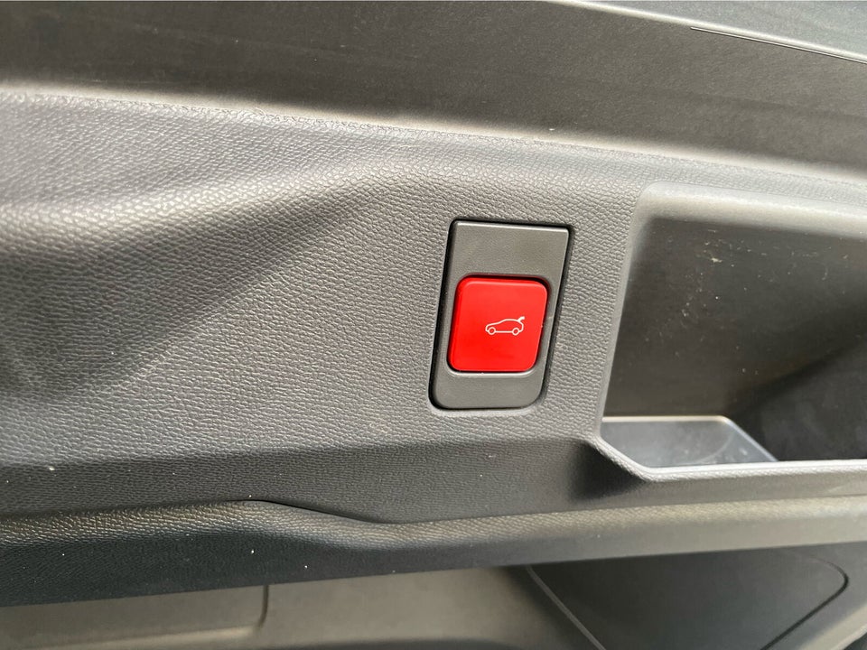 Peugeot e-5008 77 GT Pack 7prs 5d