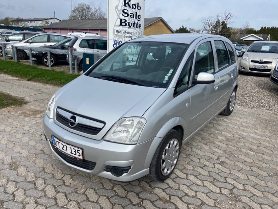 Opel Meriva 1,6 16V Essentia Easytr. 5d