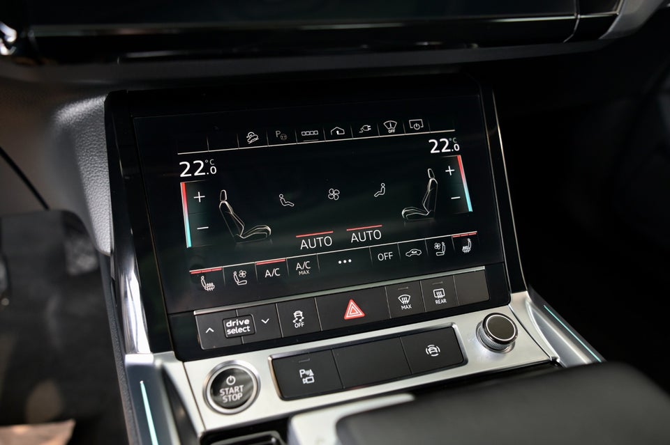 Audi e-tron 55 S-line Sportback quattro 5d