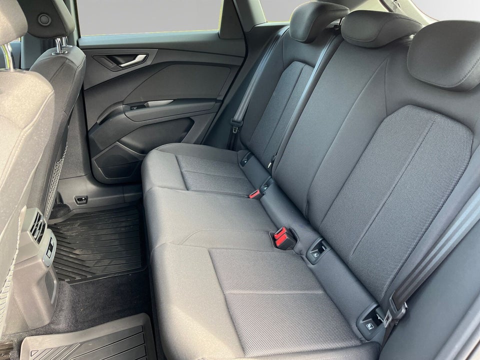 Audi Q4 e-tron 40 Attitude 5d