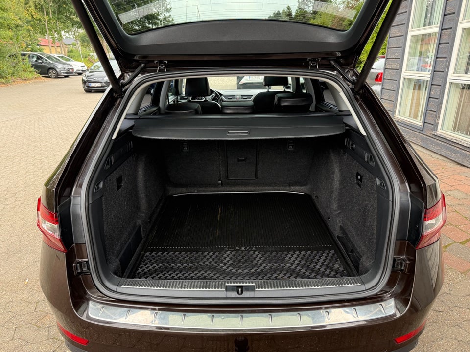 Skoda Superb 1,4 TSi 150 Ambition DSG 5d