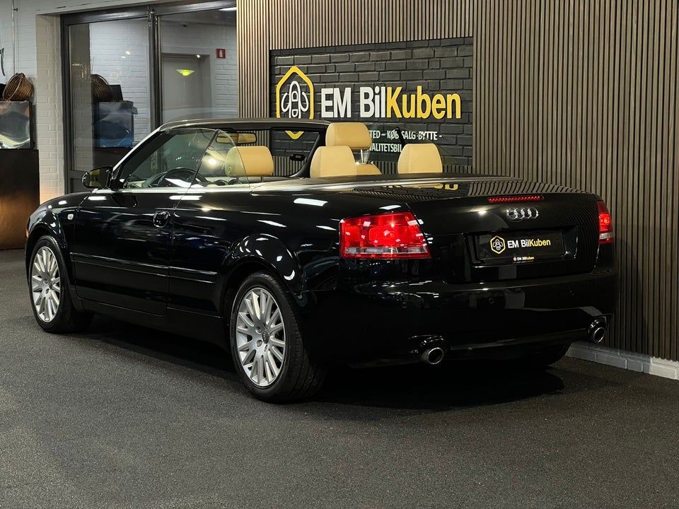 Audi A4 1,8 T 163 Cabriolet Multitr. 2d