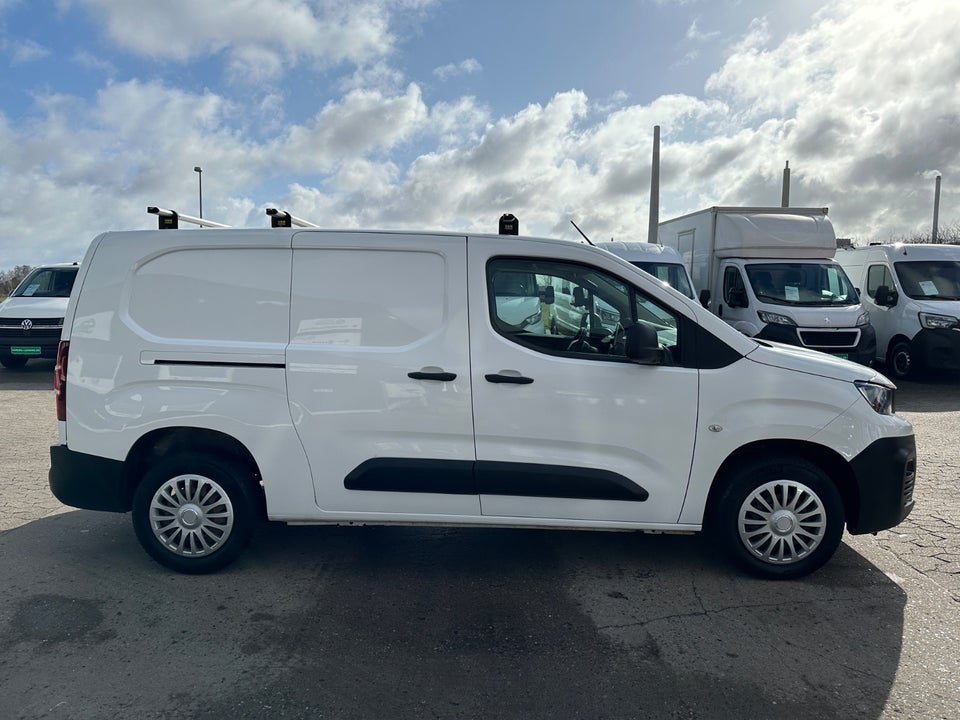 Peugeot Partner 1,5 BlueHDi 100 L2V2 Plus Van