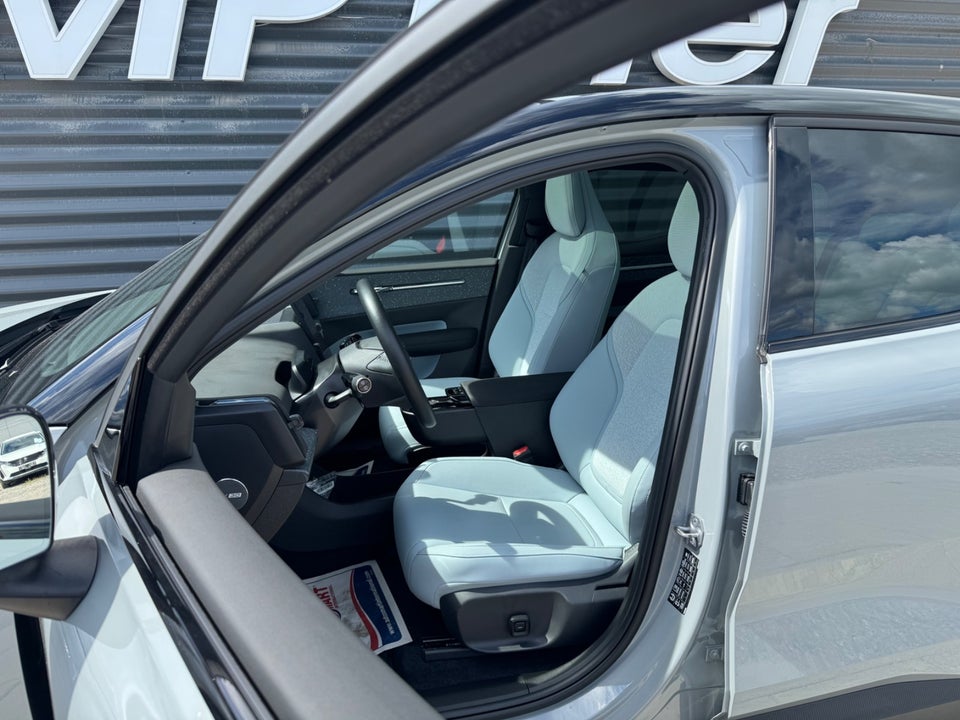 Volvo EX30 Extended Range Ultra 5d