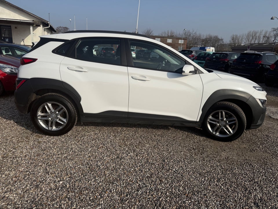Hyundai Kona 1,0 T-GDi Essential DCT 5d