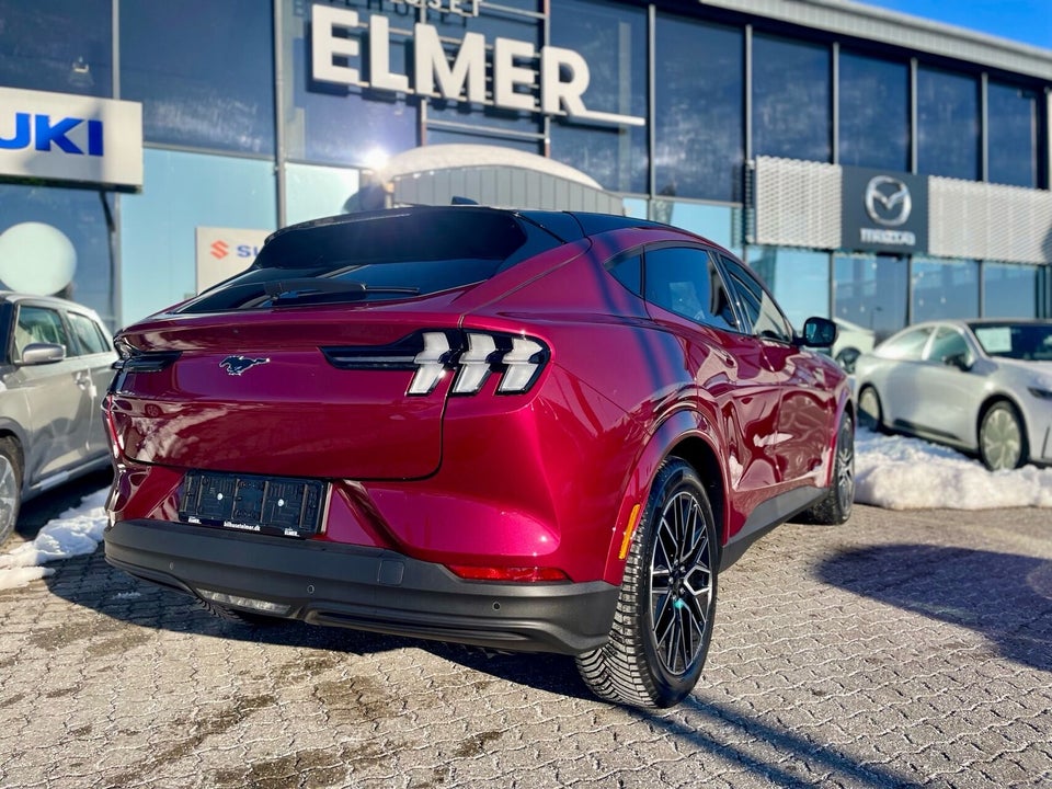 Ford Mustang Mach-E 88 Premium Extended Range AWD 5d
