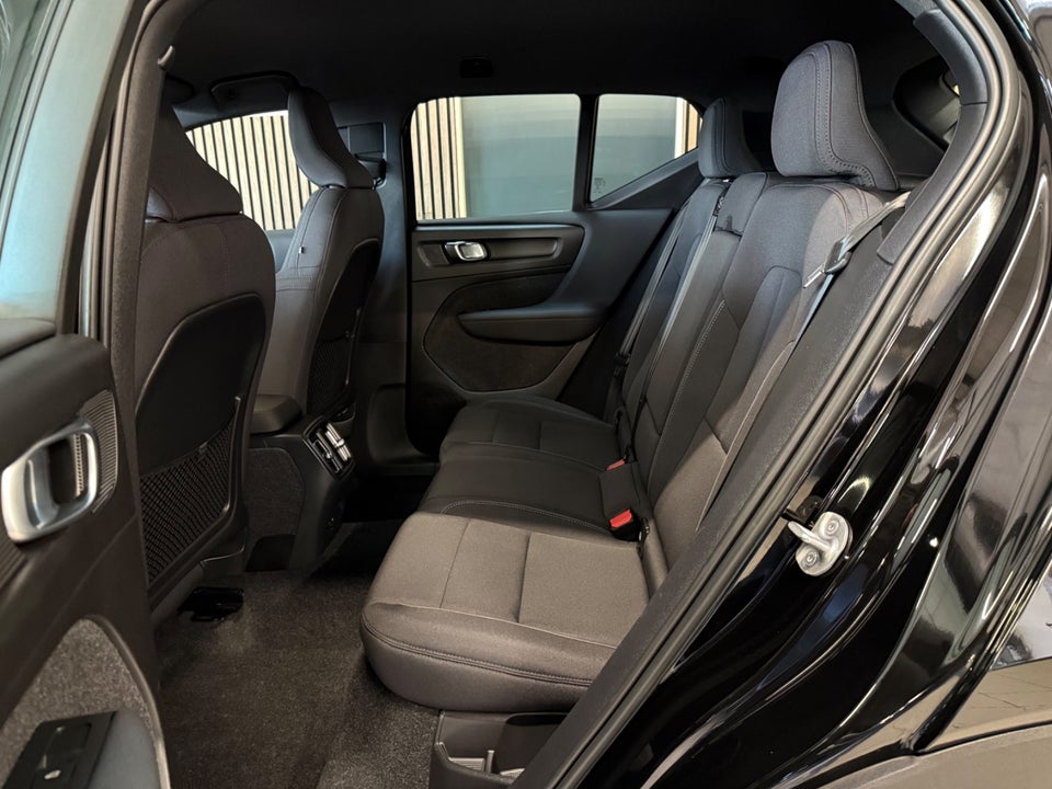 Volvo XC40 P6 ReCharge Core 5d