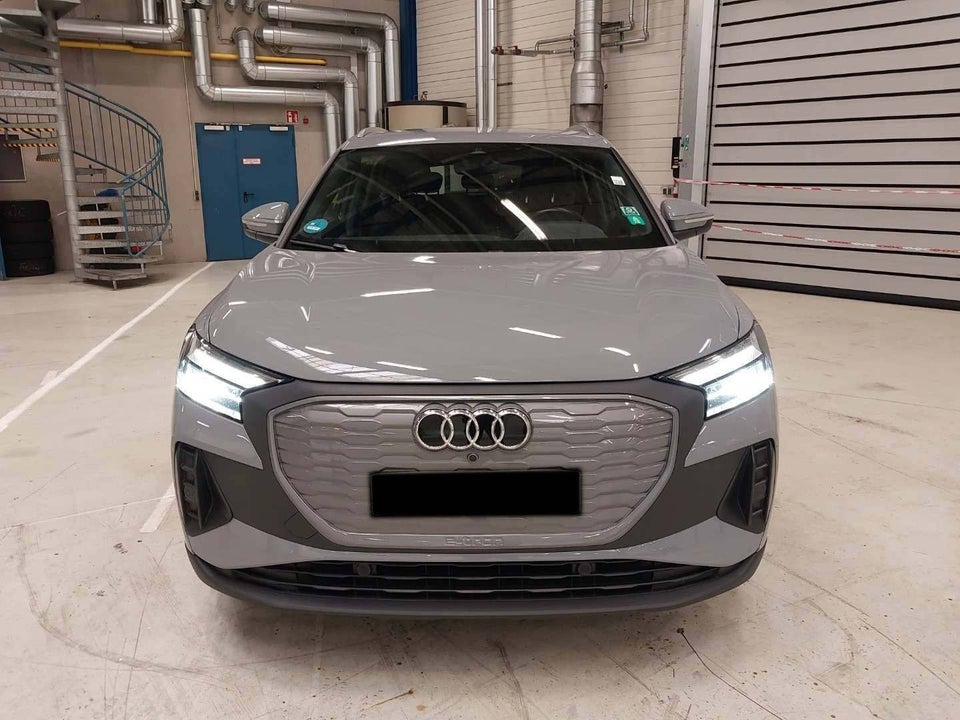 Audi Q4 e-tron 45  5d