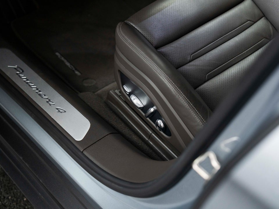 Porsche Panamera 4 2,9 E-Hybrid Sport Turismo PDK 5d