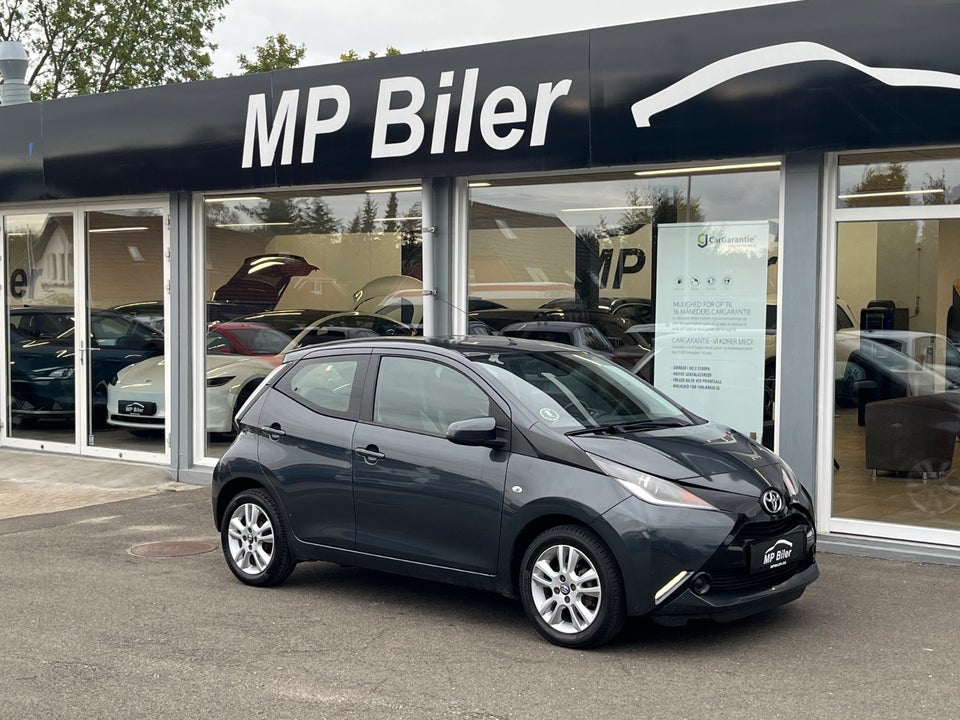 Toyota Aygo 1,0 VVT-i x-black II x-shift 5d
