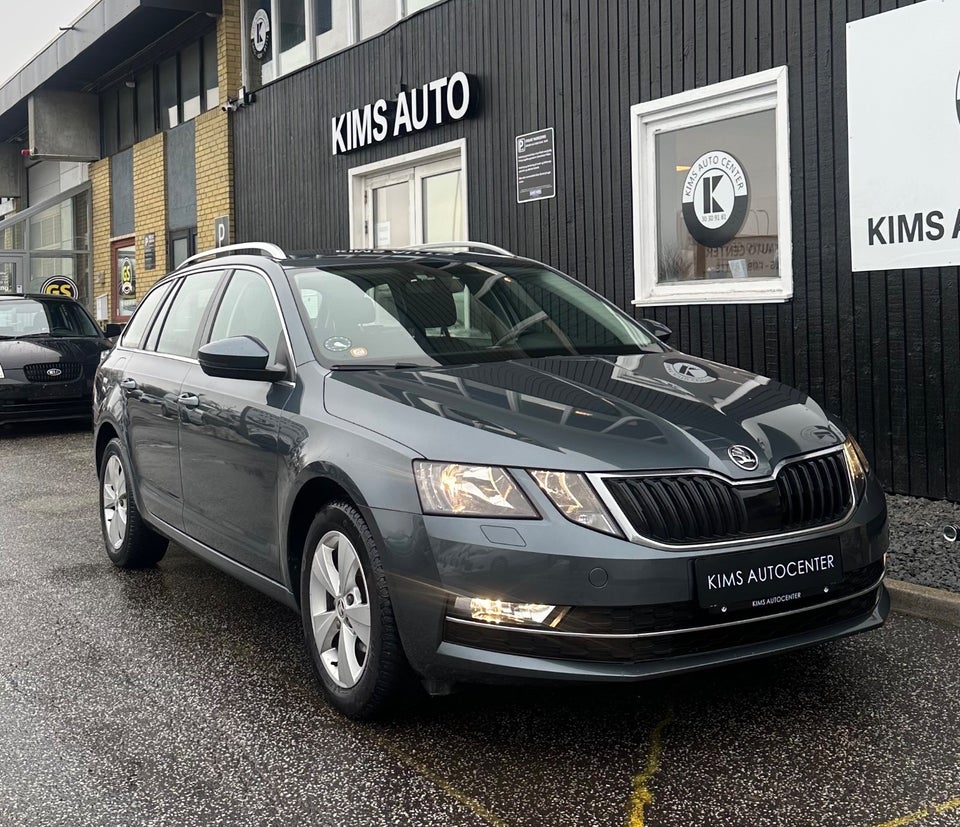 Skoda Octavia 1,6 TDi 115 Style Combi DSG 5d