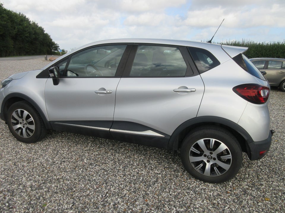 Renault Captur 1,2 TCe 120 Expression 5d