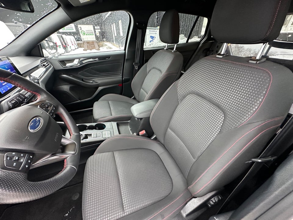 Ford Focus 1,5 EcoBlue ST-Line stc. Van 5d